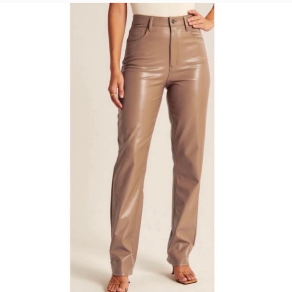 Abercrombie & Fitch Curve Love 90s Straight Ultra High Rise Faux Leather Pants